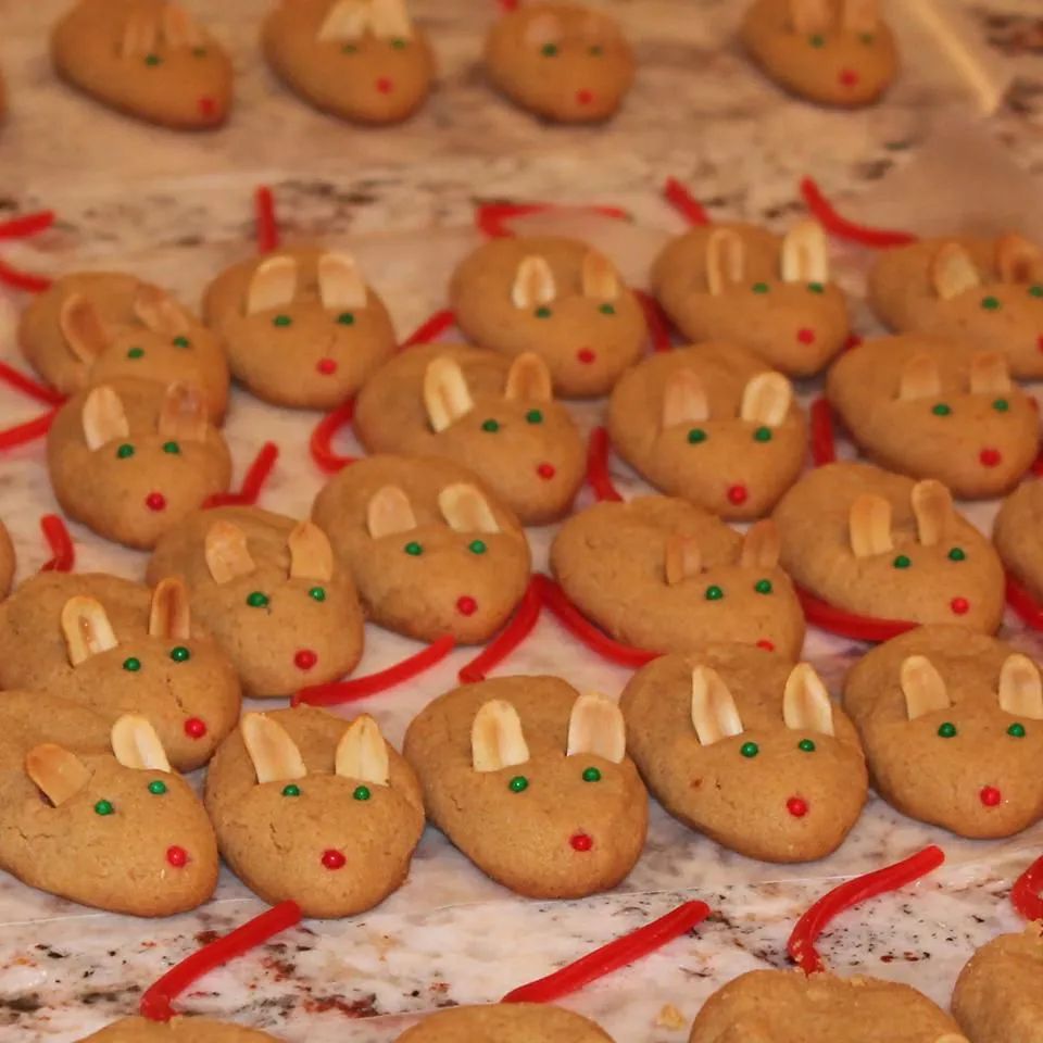 Peanut Butter Christmas Mice