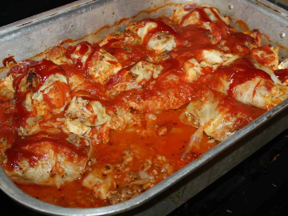 Golabki (Stuffed Cabbage Rolls)