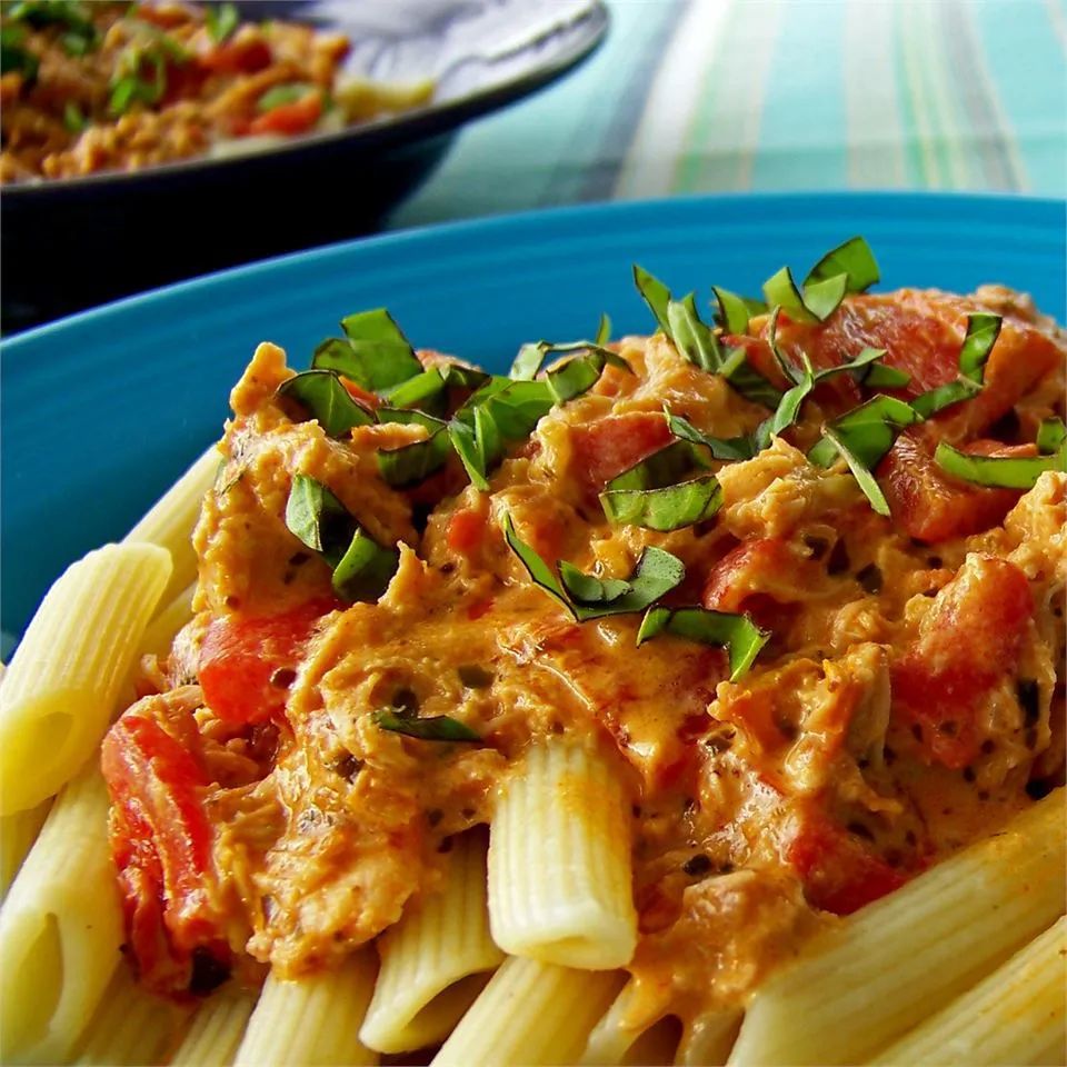 Sun-Dried Tomato Chicken Pasta