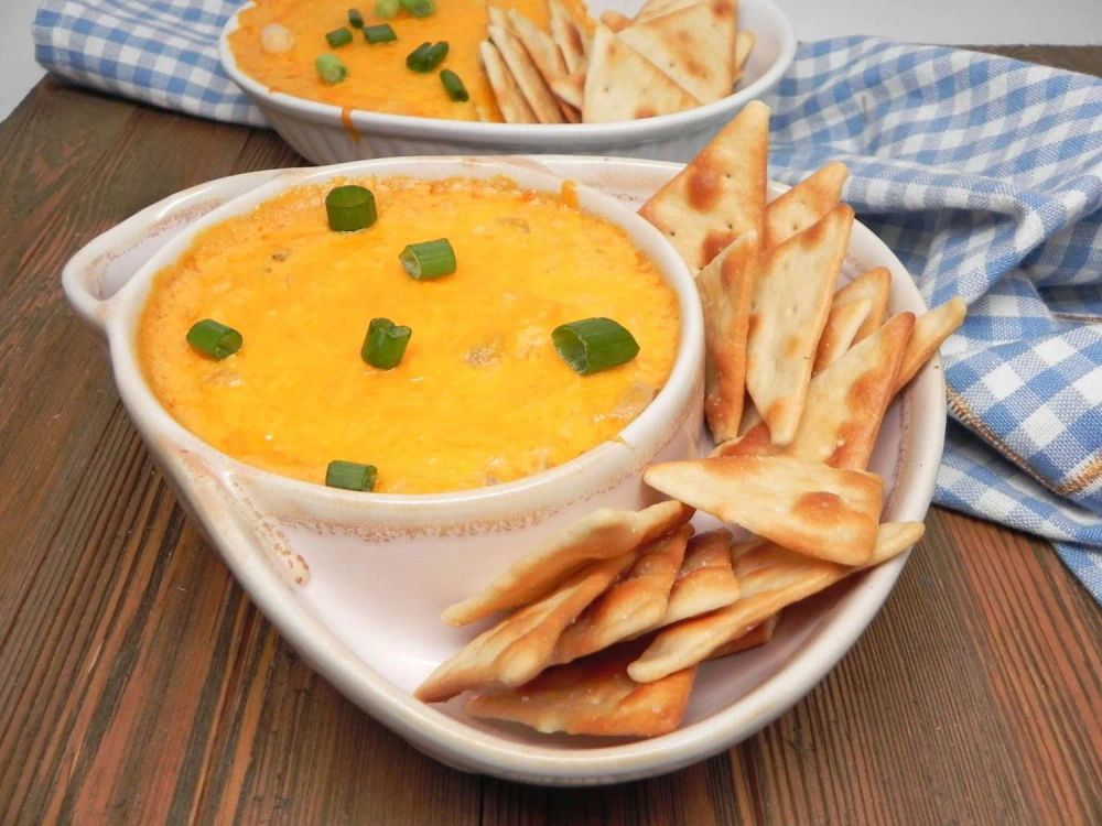 Buffalo Chicken Dip with Sour Cream