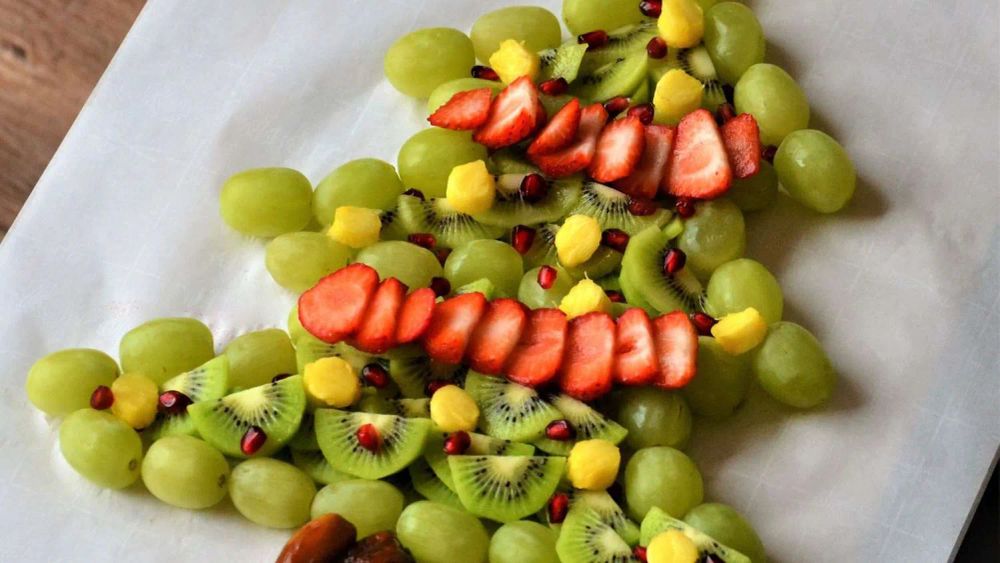 Christmas Tree Fruit Platter