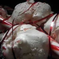 Chocolate Chip Candy Cane Meringue Cookies