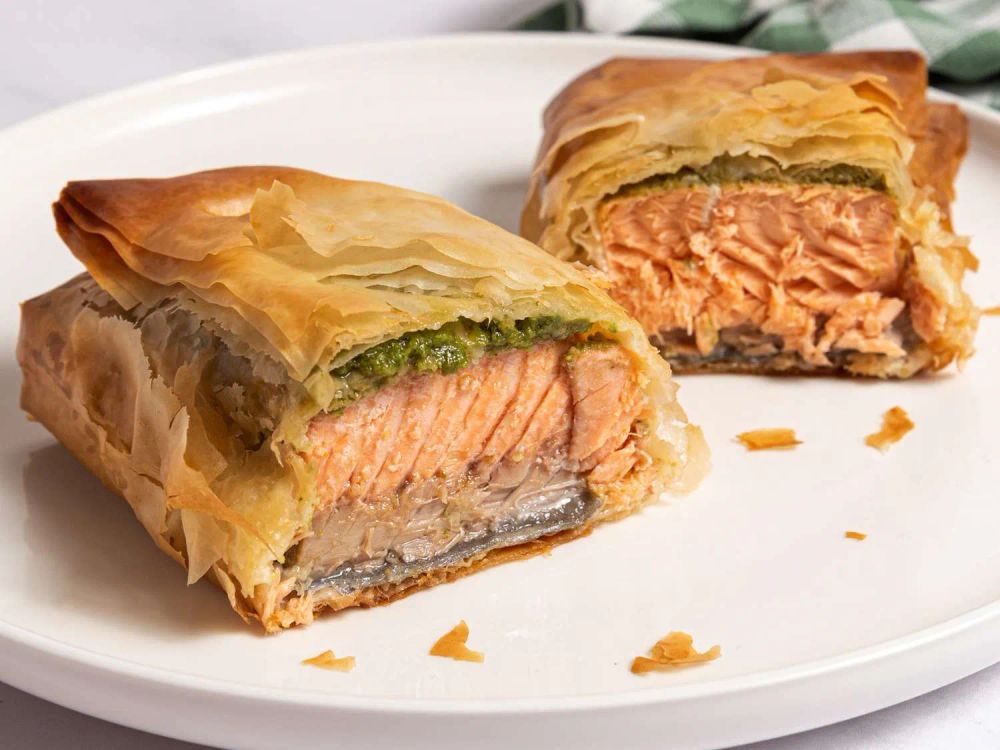 How to Make Pesto Salmon Phyllo Parcels