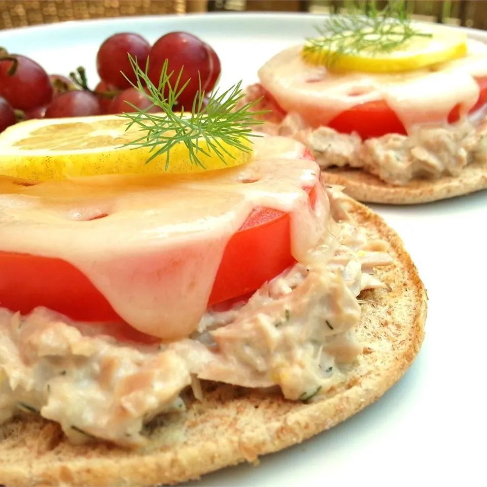 Lemon-Dill Tuna Melt Sandwiches