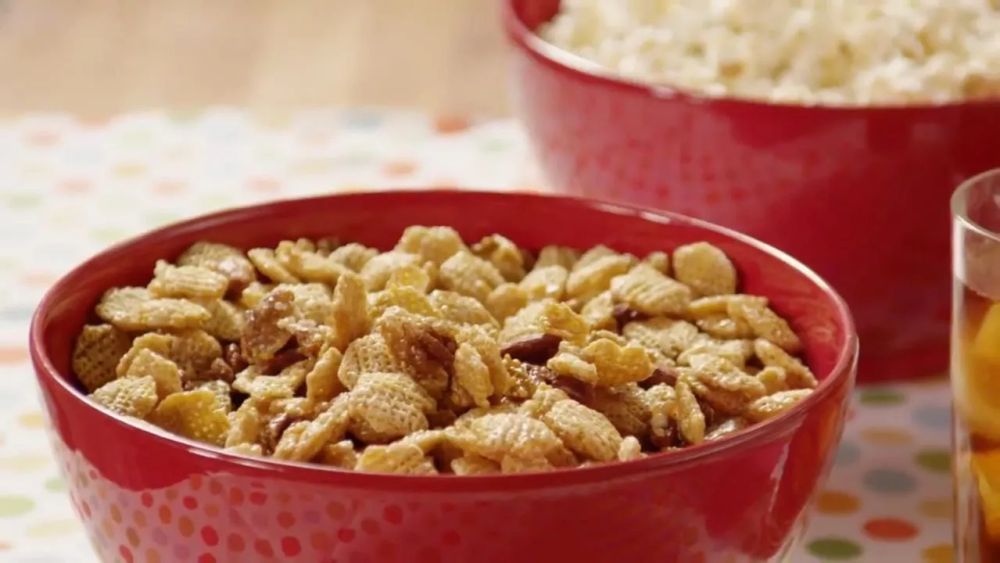 Caramel Snack Mix