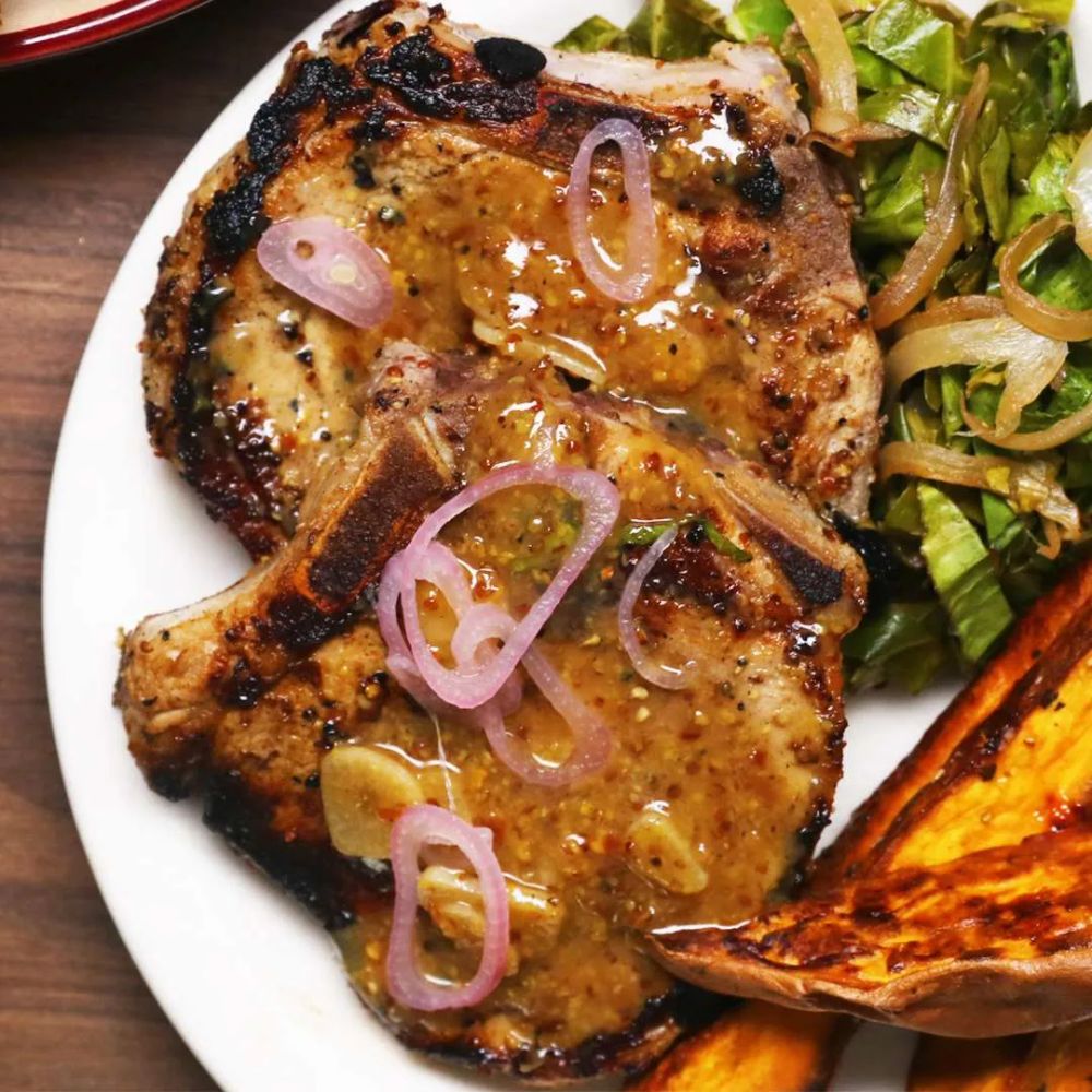 Garlic-Honey Pork Chops