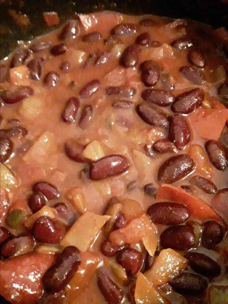 Fasoulia (Breakfast Kidney Bean Dish)