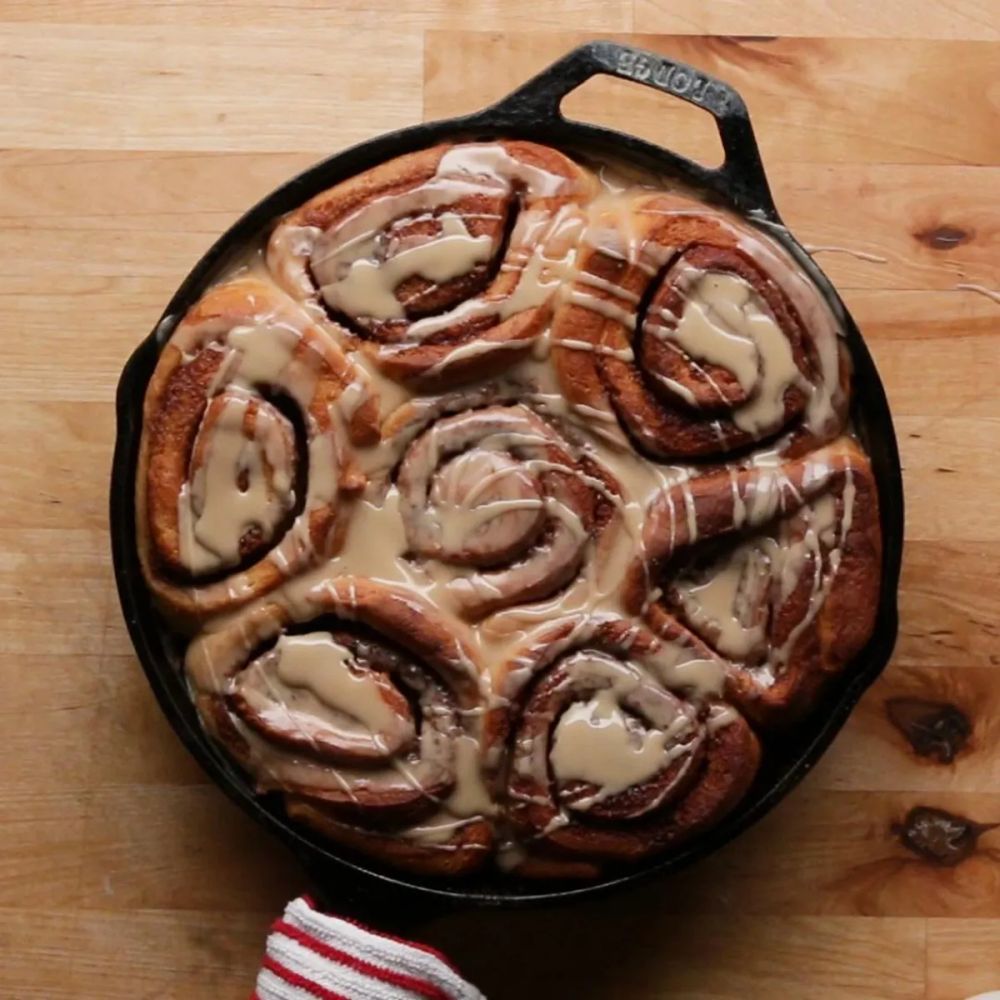 Pumpkin Spiced Latte Cinnamon Rolls