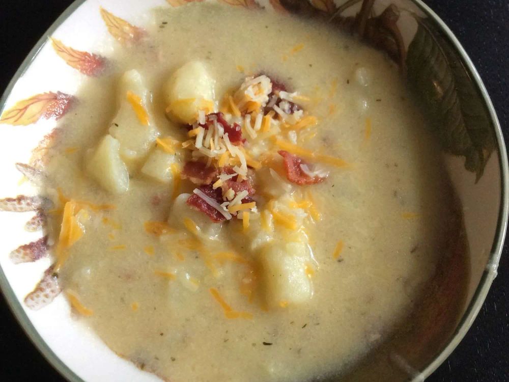 Old-Fashioned Potato Soup