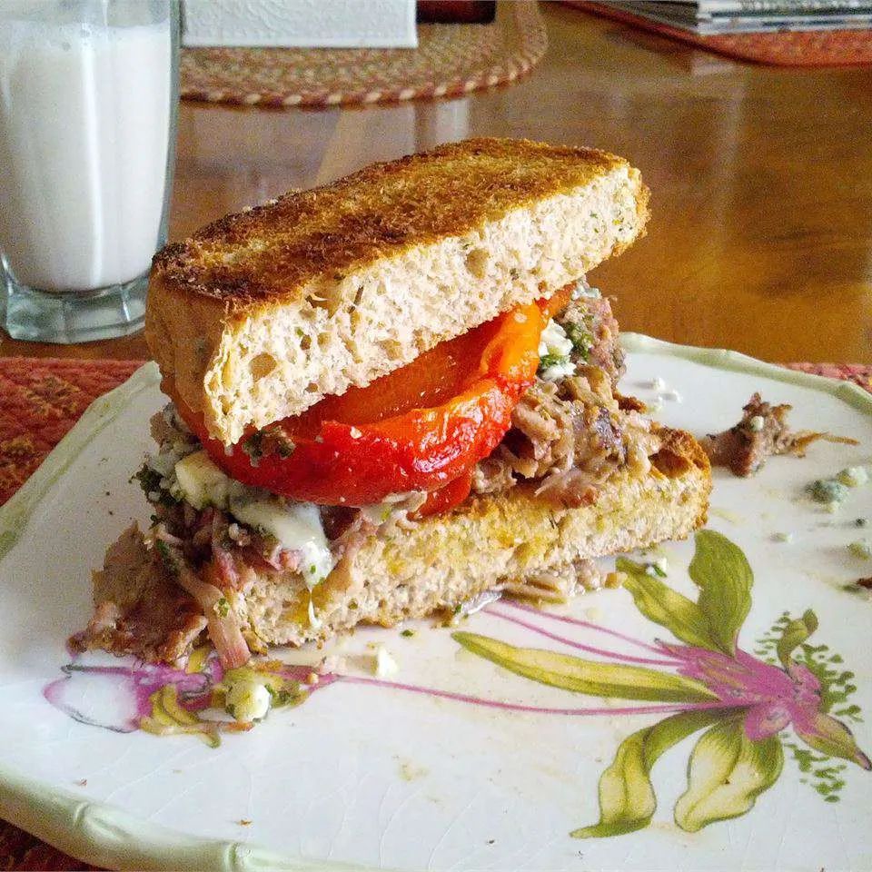 Slow Cooker Pulled Pork with Root Beer