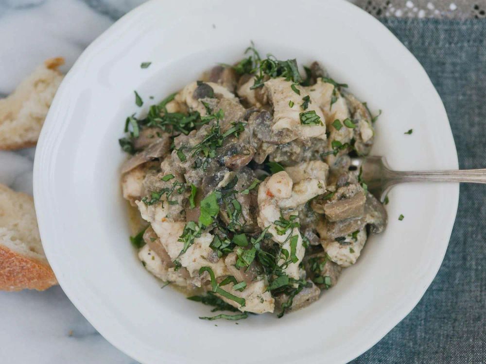 Slow Cooker Chicken and Mushroom Stew