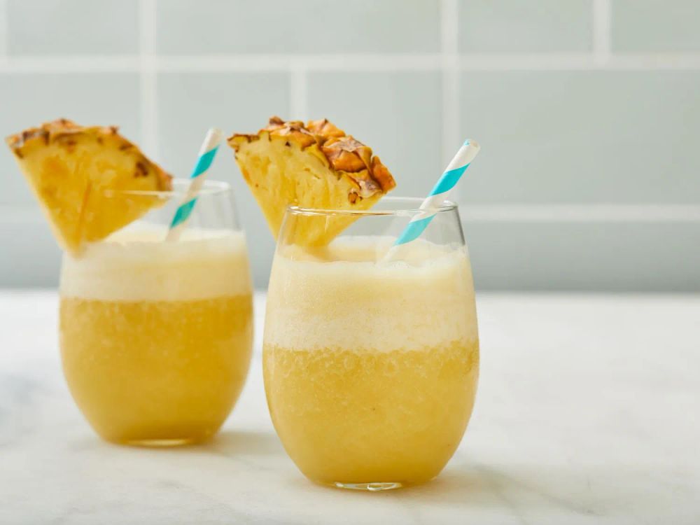 Pineapple and Banana Smoothie