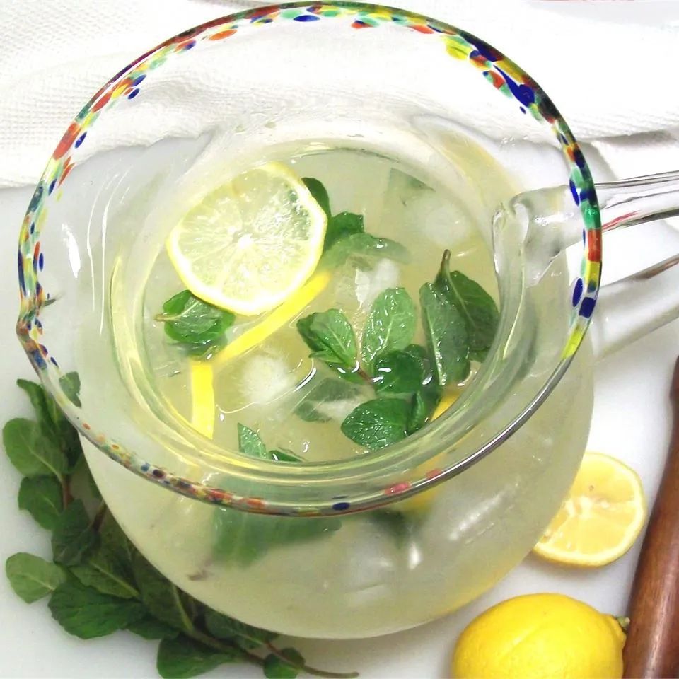 Peppermint Lemonade