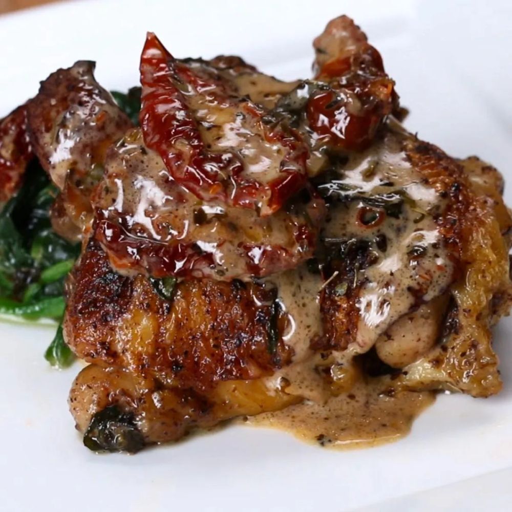 Chicken With Sun-Dried Tomato Cream Sauce