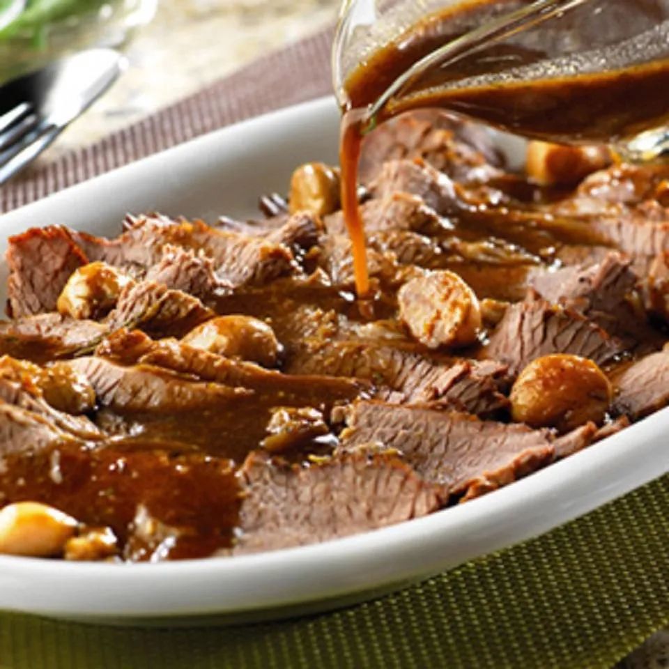 Braised Brisket with Garlic