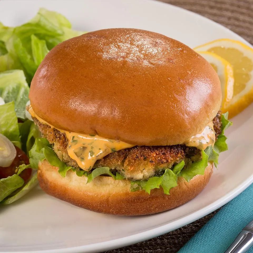 Crab Cakes with Remoulade Sauce