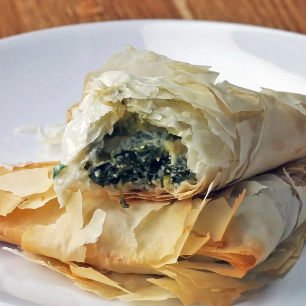 Greek Spinach Pies (Spanakopita)