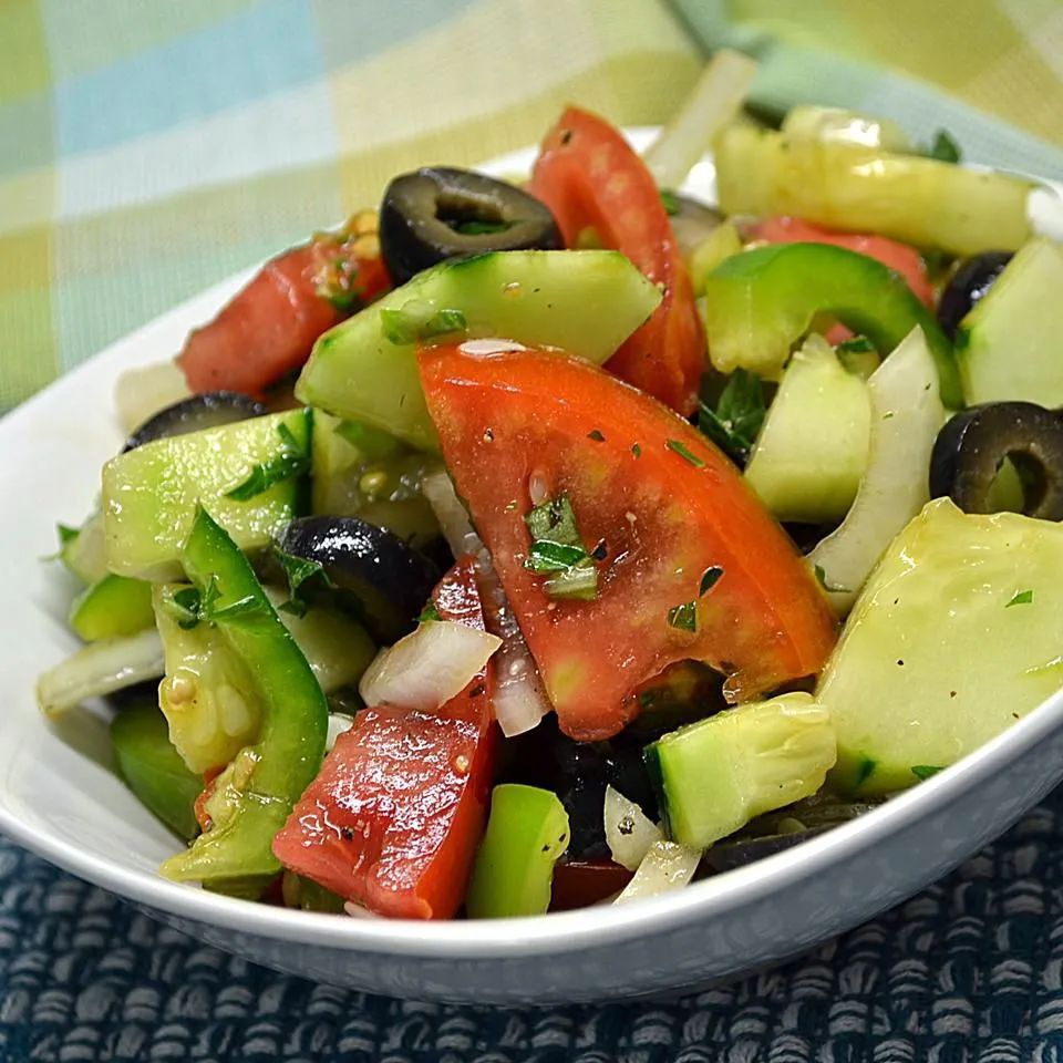 Sylvia's Easy Greek Salad