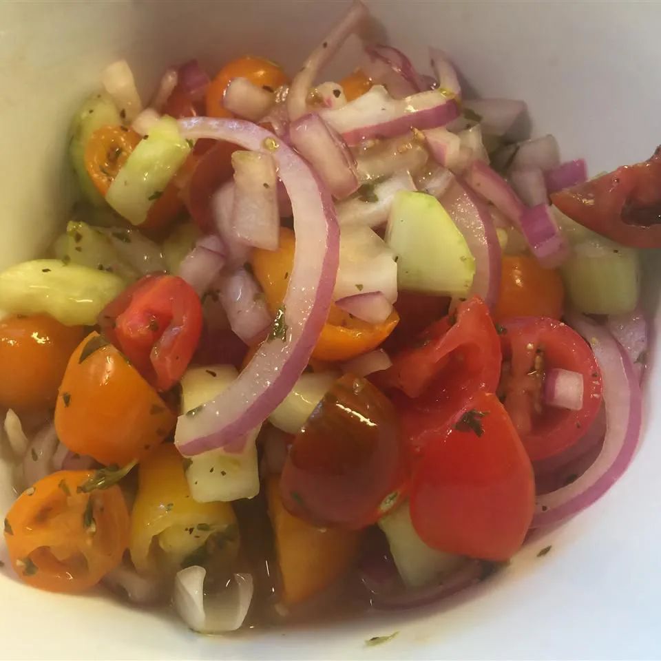 Refreshing Tomato Cucumber Salad