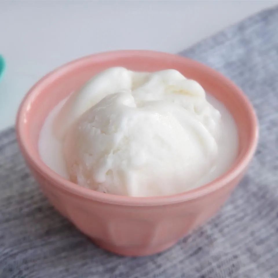 Ms Piggie's Quick Coconut Ice Cream