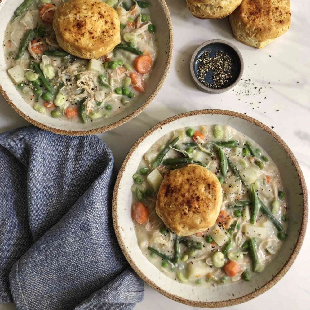 Biscuit-Topped Chicken Pot Pie Soup