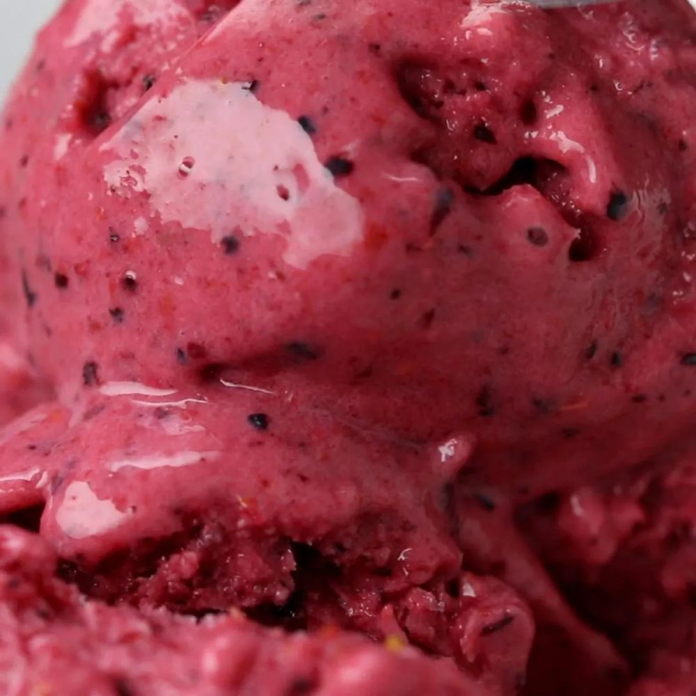 Mixed Berry Frozen Yogurt