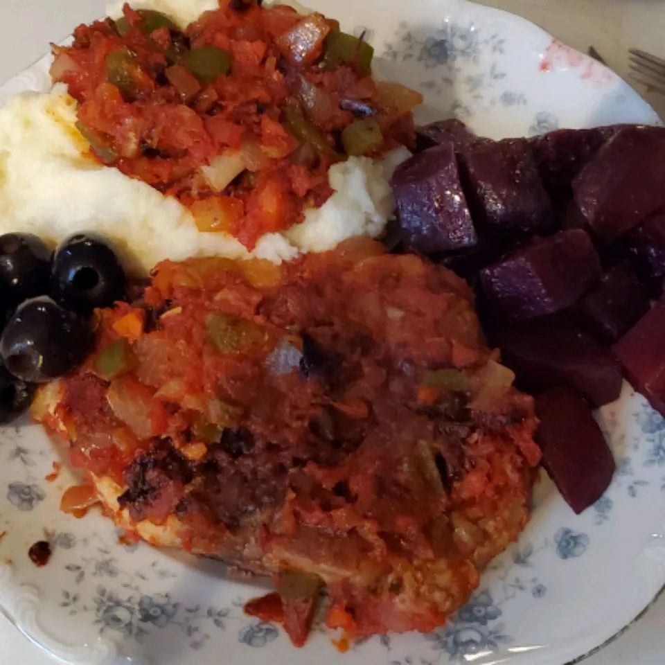 Tomato-Smothered Pork Chops