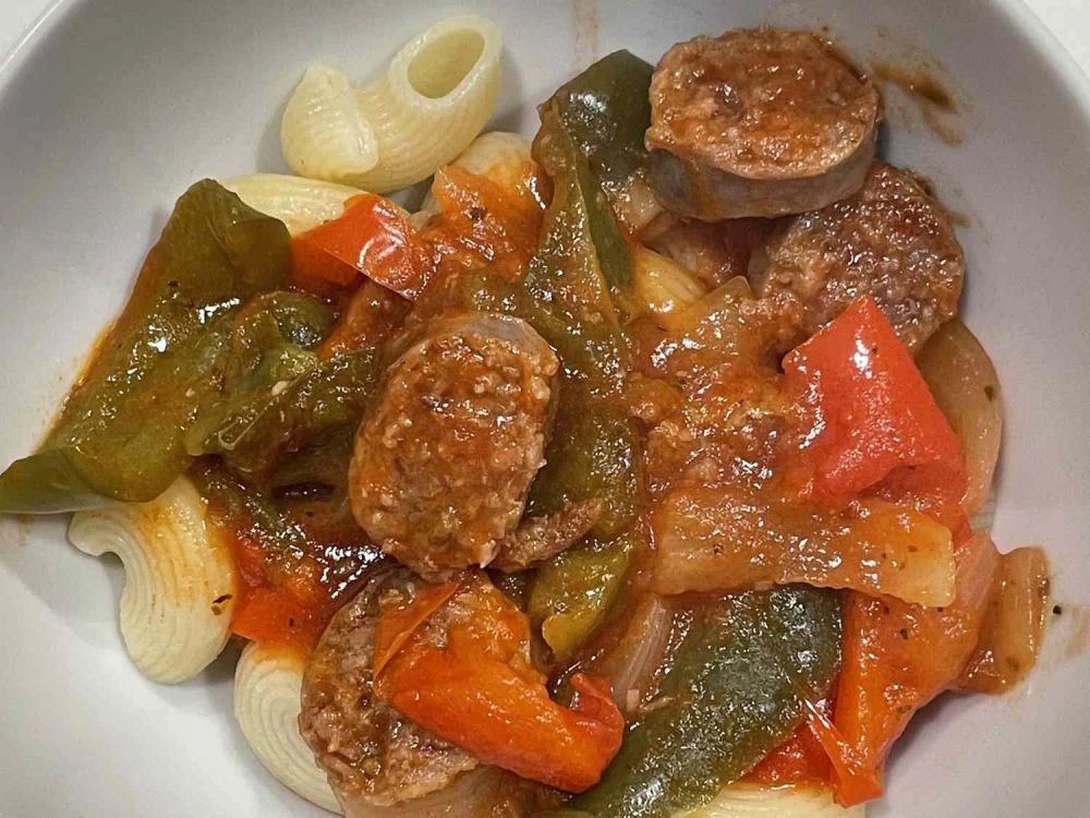 Easy Sausage, Peppers and Onions with Elbows