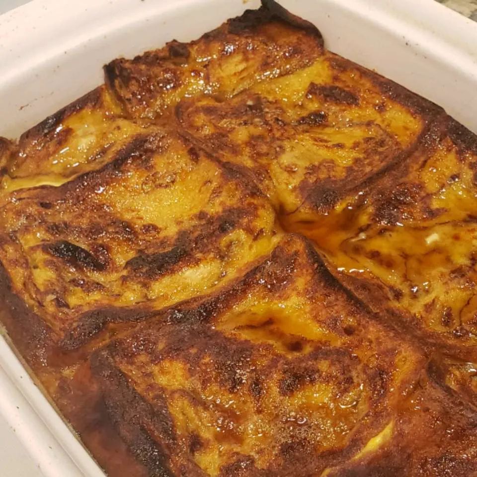 Overnight Apple Cinnamon French Toast