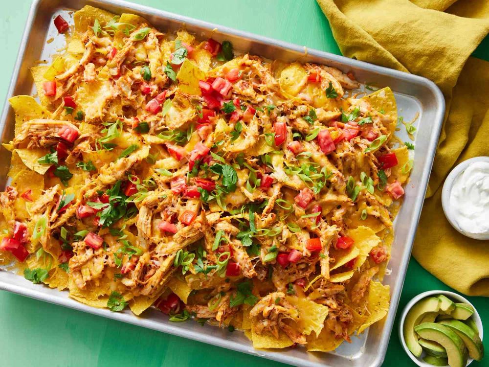 Restaurant-Style Chicken Nachos