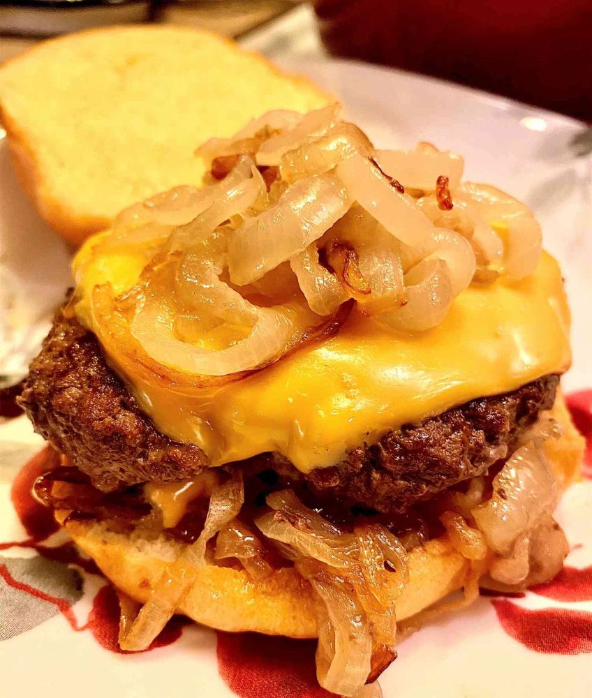 Pan-Fried Onion Cheeseburger