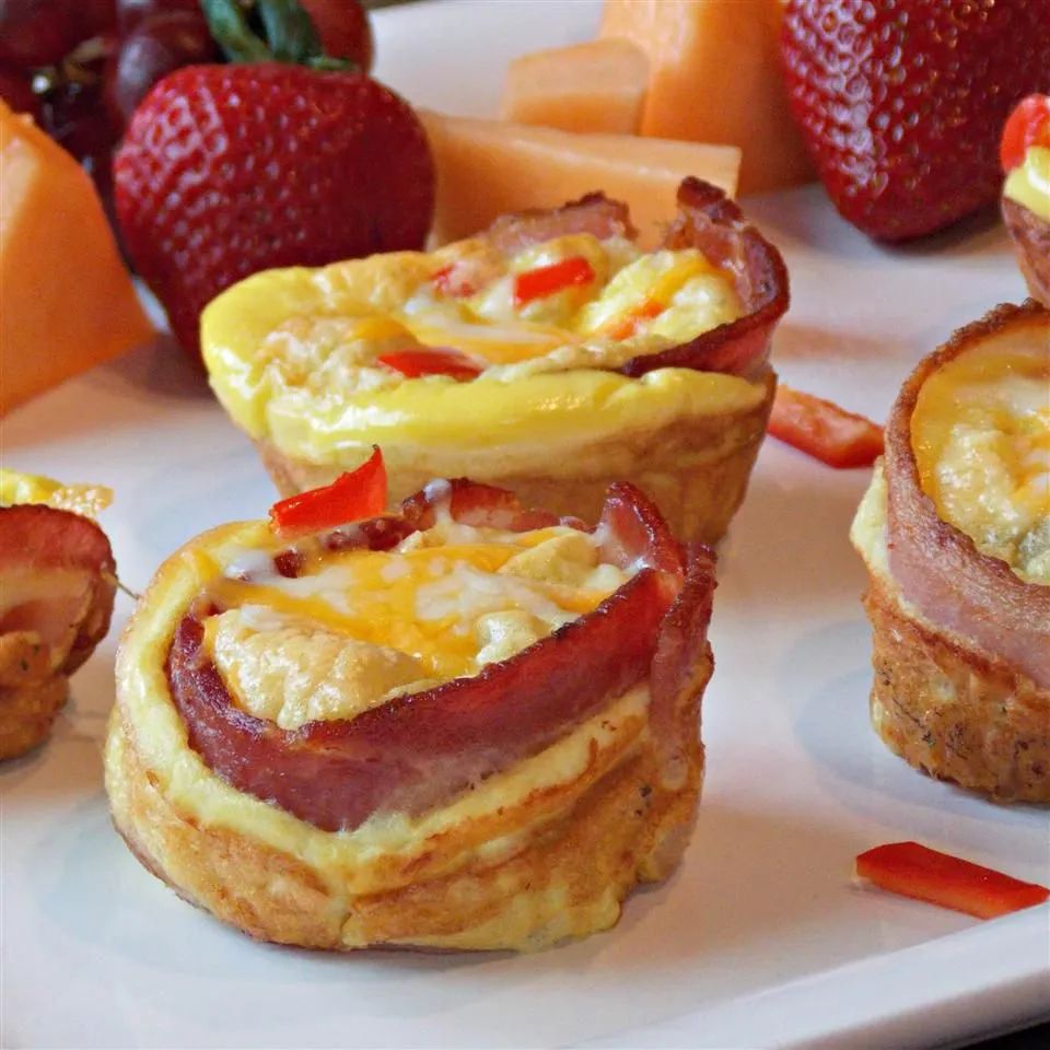 Bacon and Egg Muffins