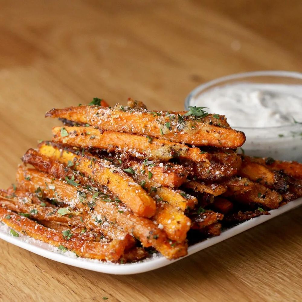 Garlic Parmesan Baked Carrot Fries