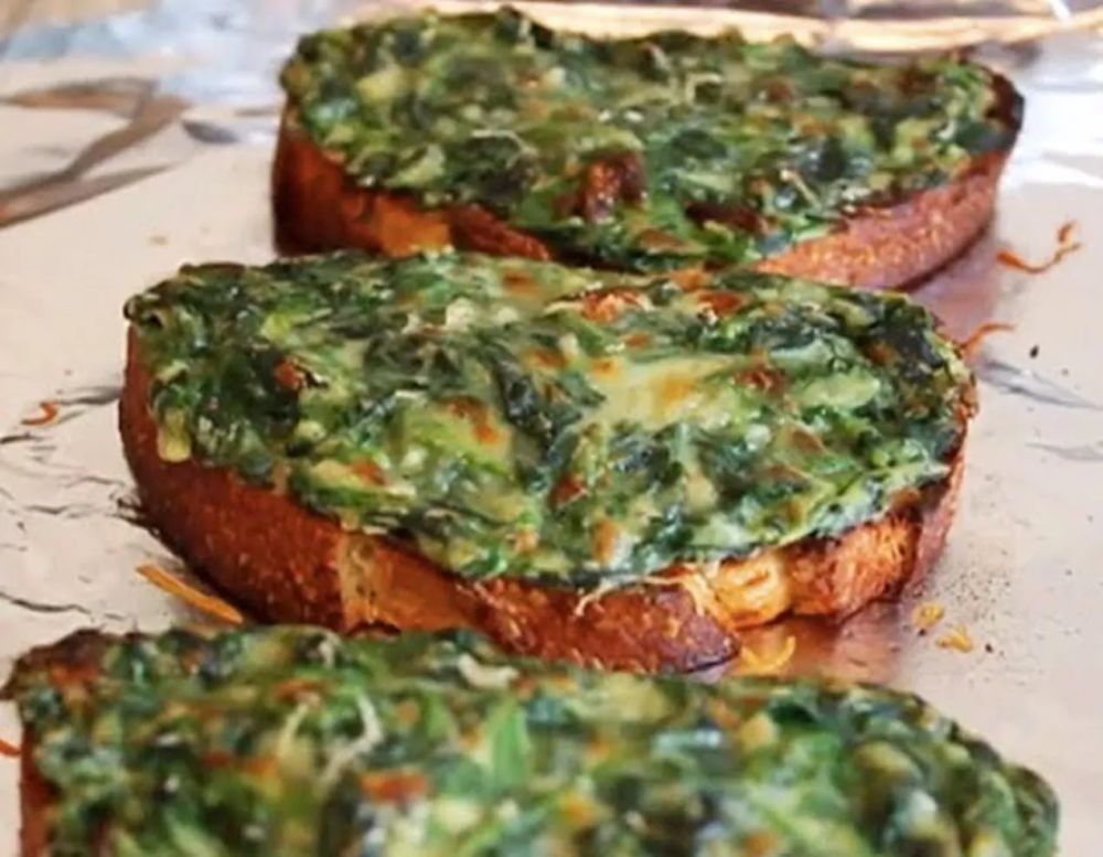 Chef John's Simple Spinach Toasts