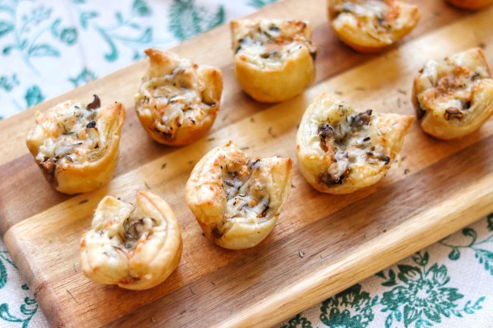 Gruyere-Mushroom Puff Pastry Bites