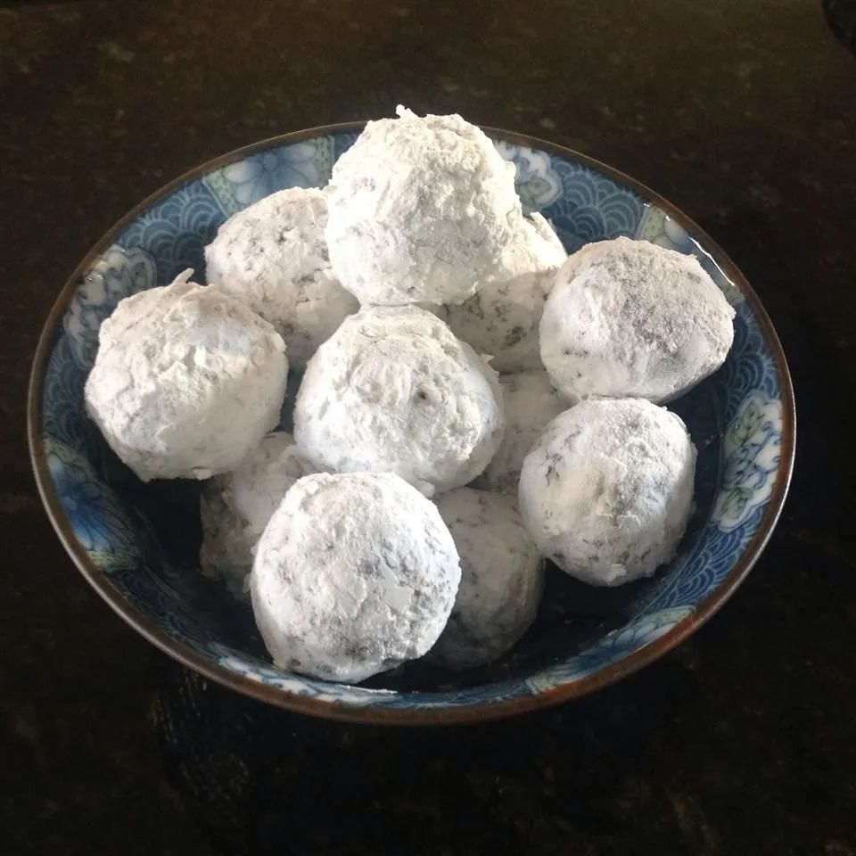 Meemaw's Bourbon Balls