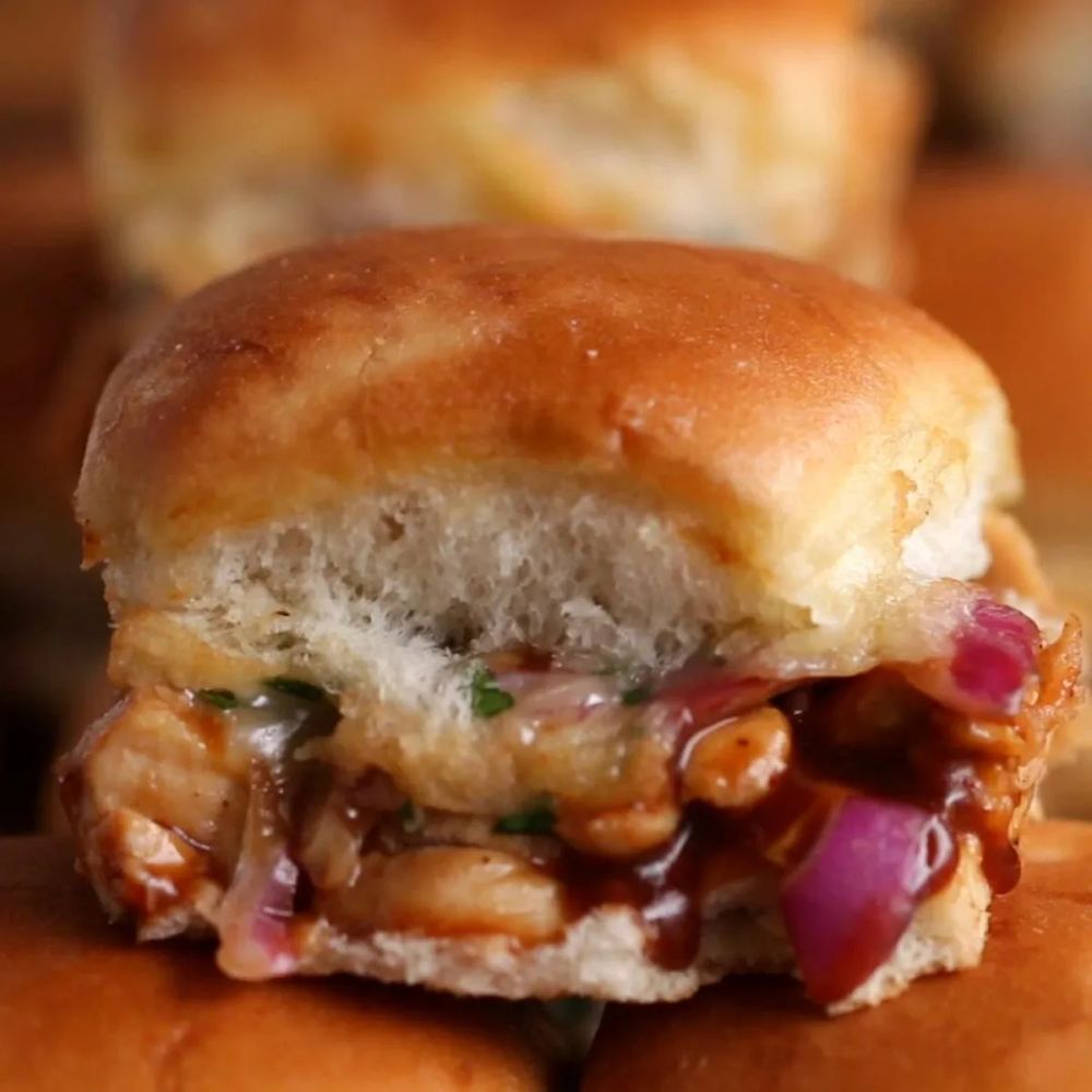 BBQ Chicken Sliders