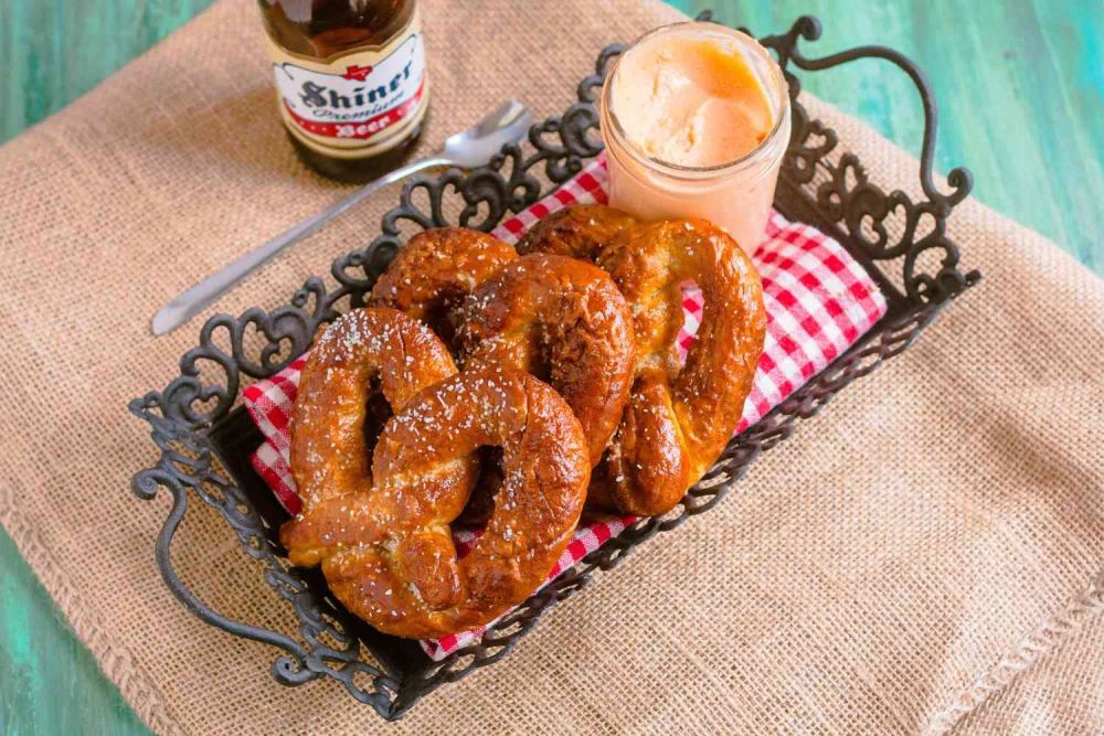 Sourdough Soft Pretzels