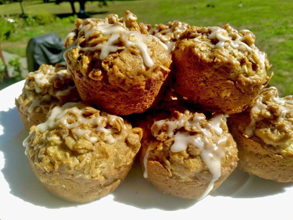 Apple Cinnamon Oatmeal Muffins