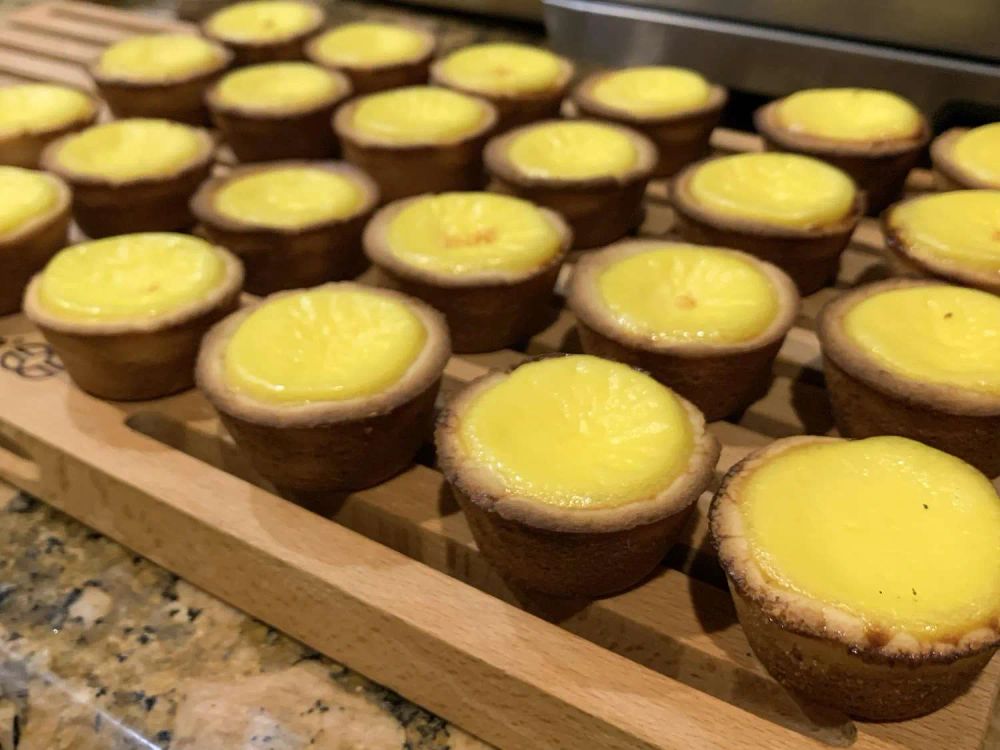 Hong Kong Style Egg Tarts