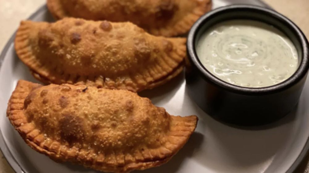 Chicken Empanadas With Greek Yogurt Dipping Sauce