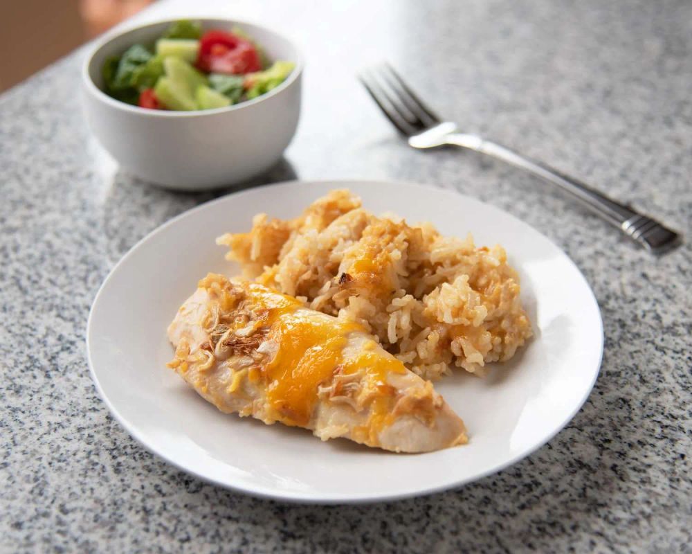 Easy Cheesy Chicken and Rice