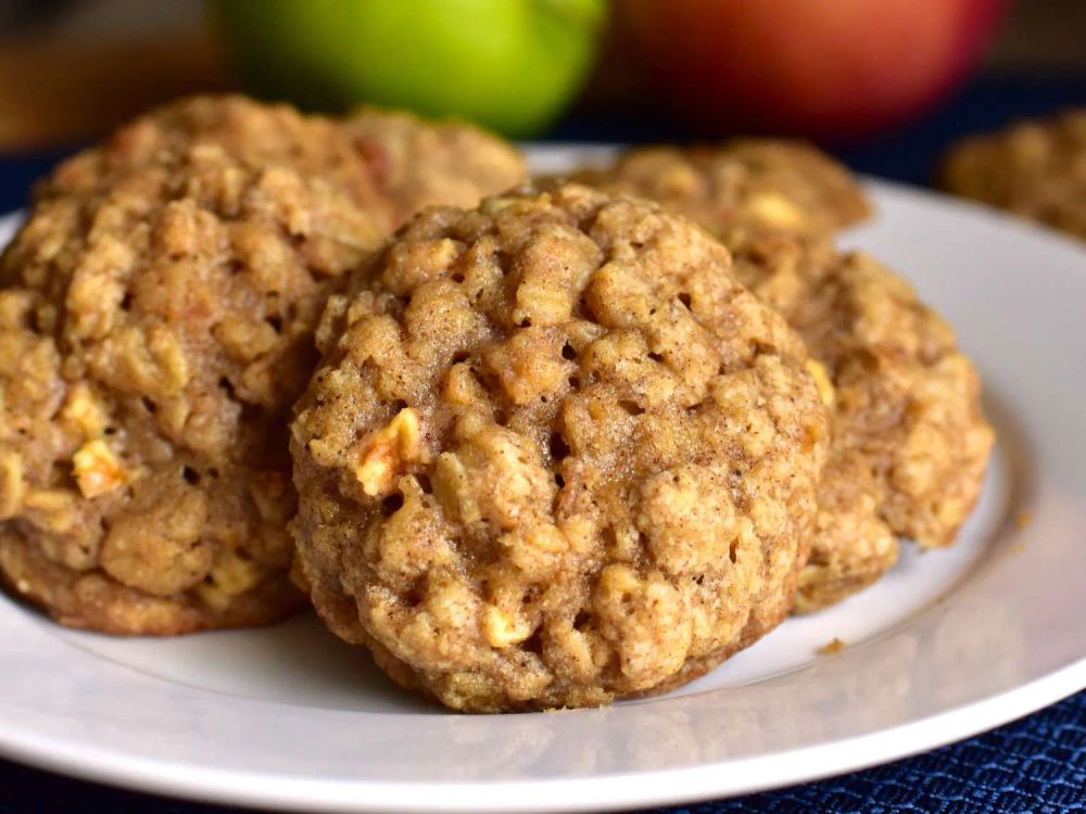 Apple Oatmeal Cookies