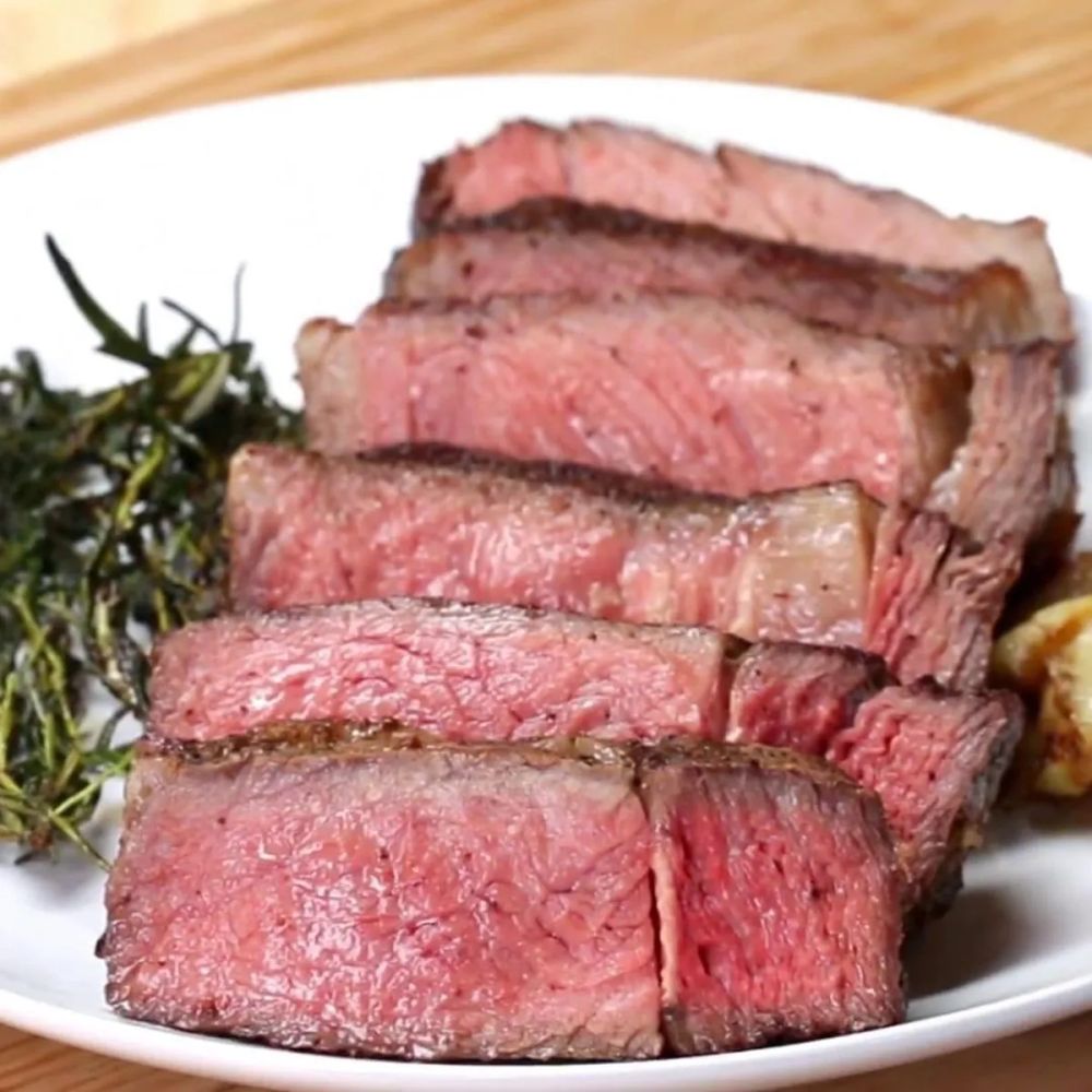 Steak With Garlic Butter