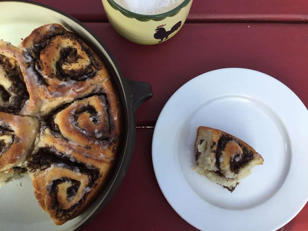 Yeasted Poppy Seed Apple Buns