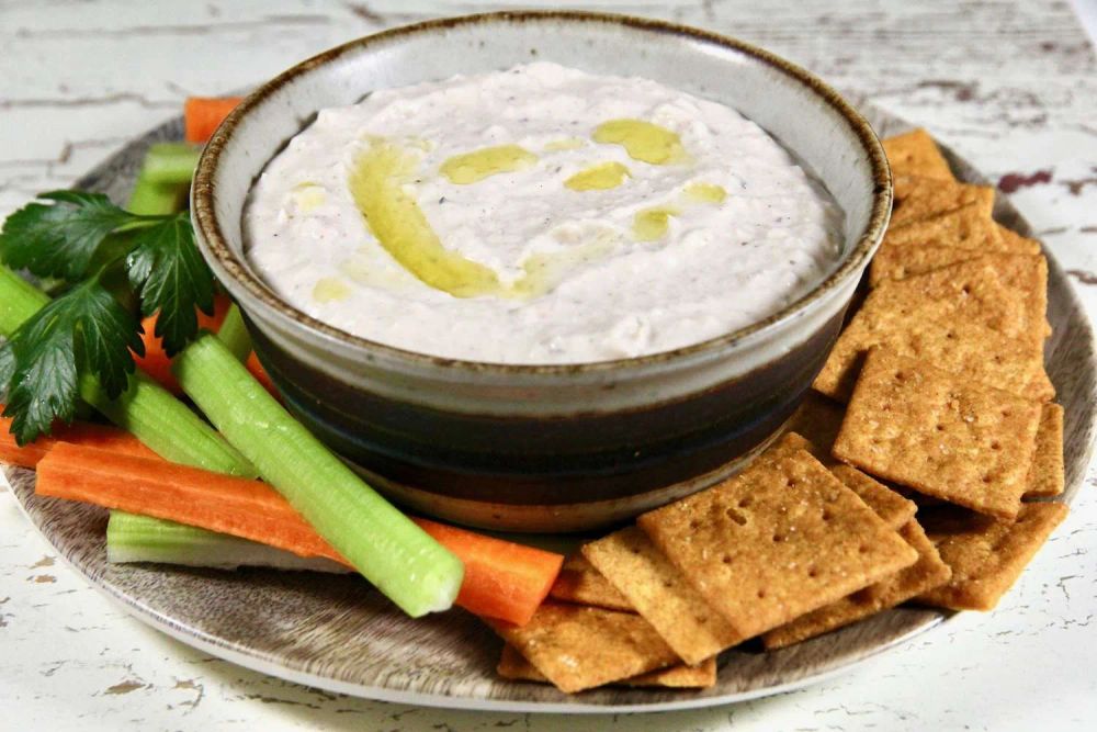 Lemony White Bean Hummus