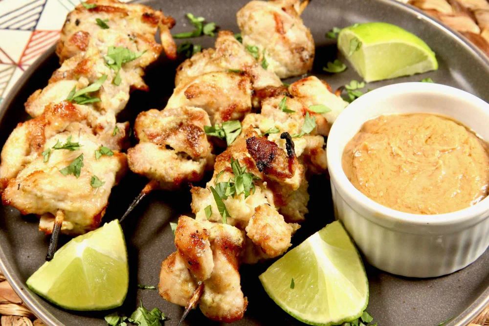 Lime-Ginger Chicken Kabobs with Peanut Sauce