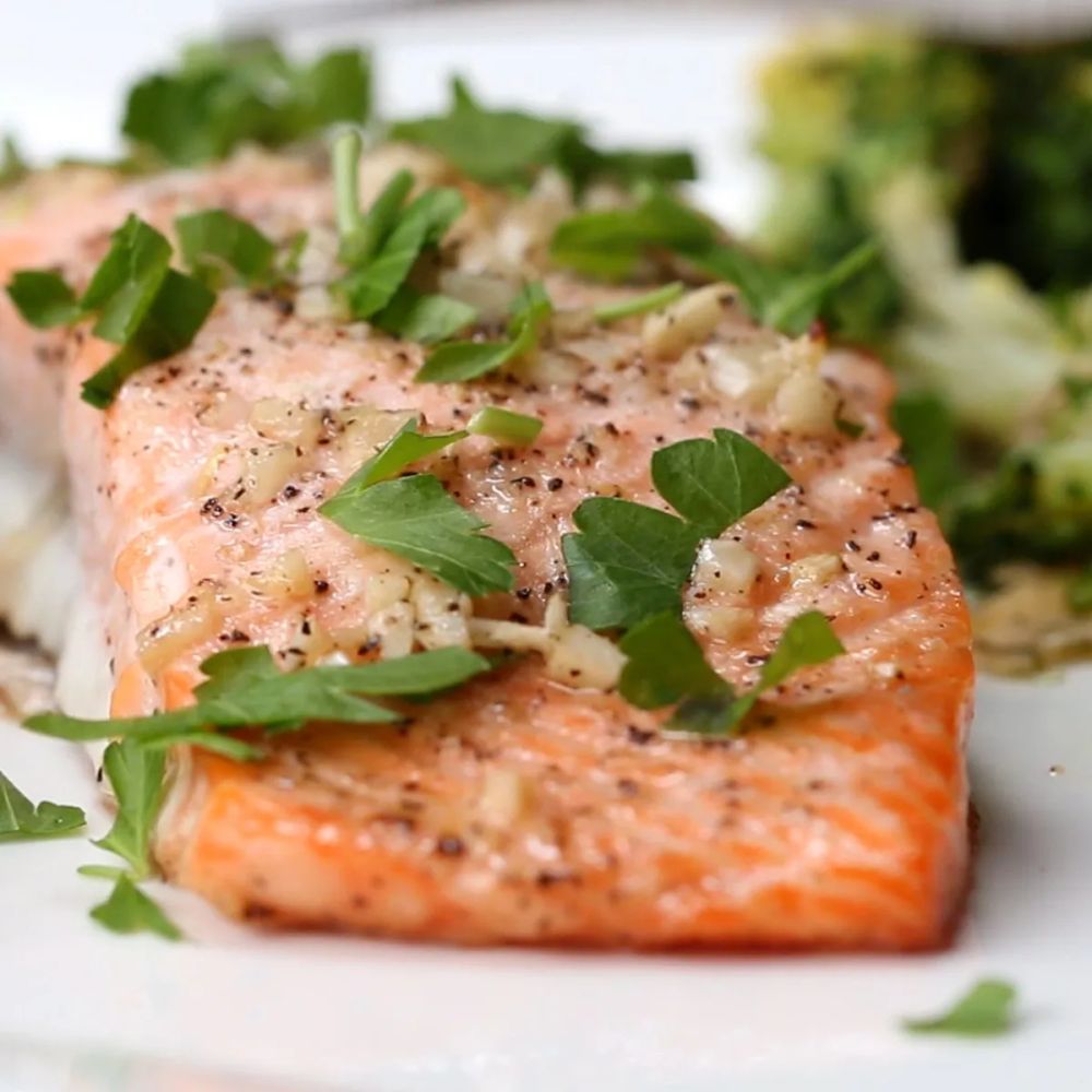 One-Pan Garlic Butter Salmon