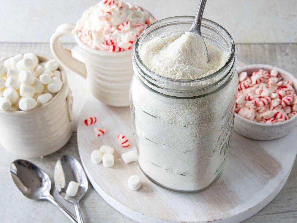 Homemade White Hot Chocolate Mix