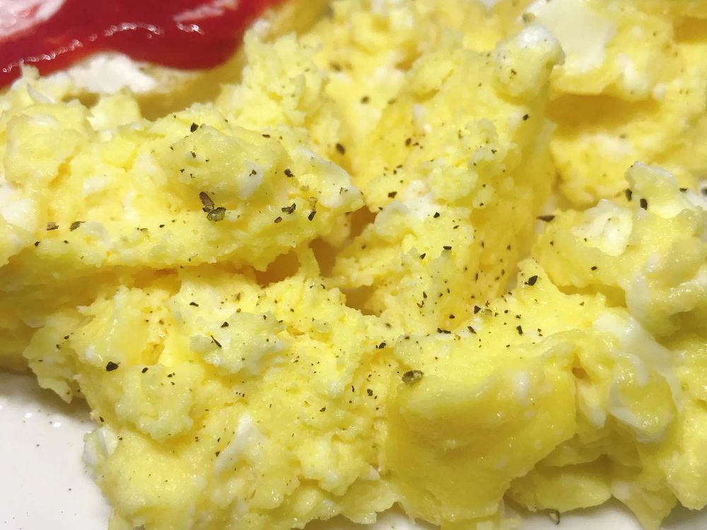 Microwave Scrambled Eggs